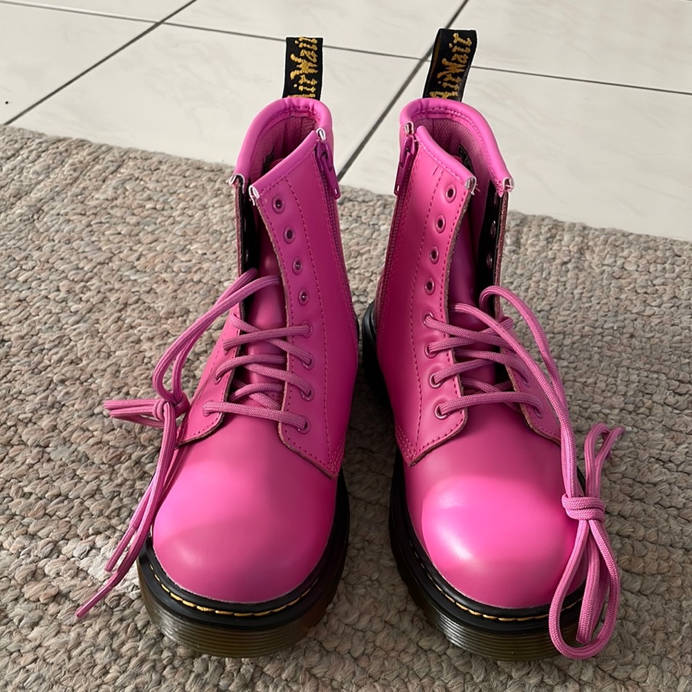 Girl Dr Martins